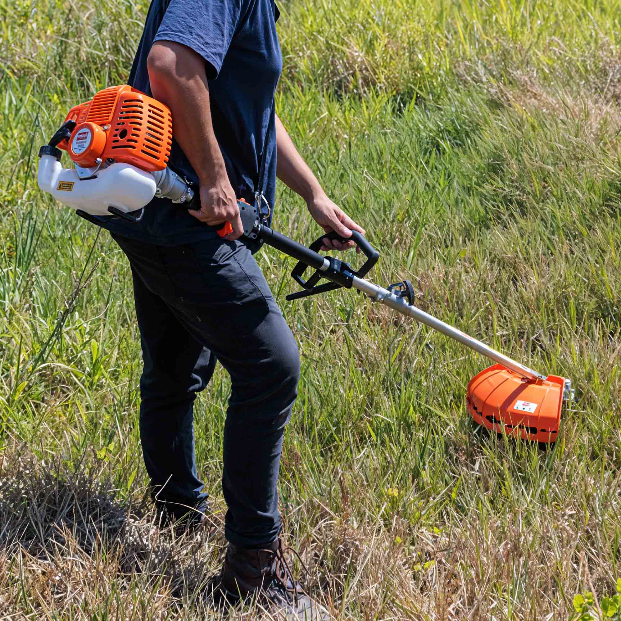 Roçadeira multifuncional SKIM4200 Multi – INTECH MACHINE